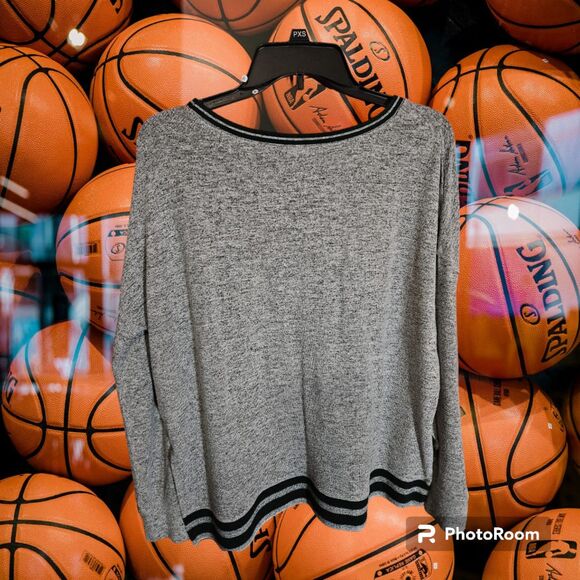 Ladies Michigan State Crewneck Sweatshirt Size‎  L(X7) - Picture 2 of 2